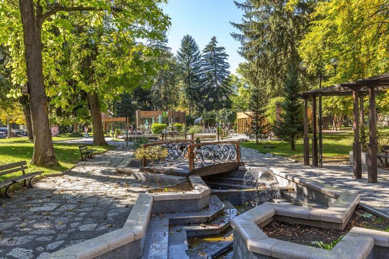 Mountain Villa Jordan- With Jacuzzi Razlog Exterior photo