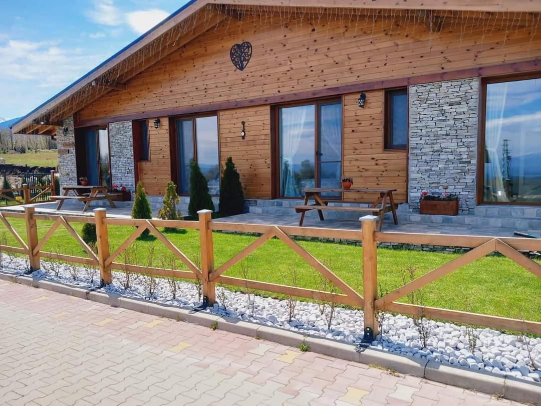 Mountain Villa Jordan- With Jacuzzi Razlog Exterior photo