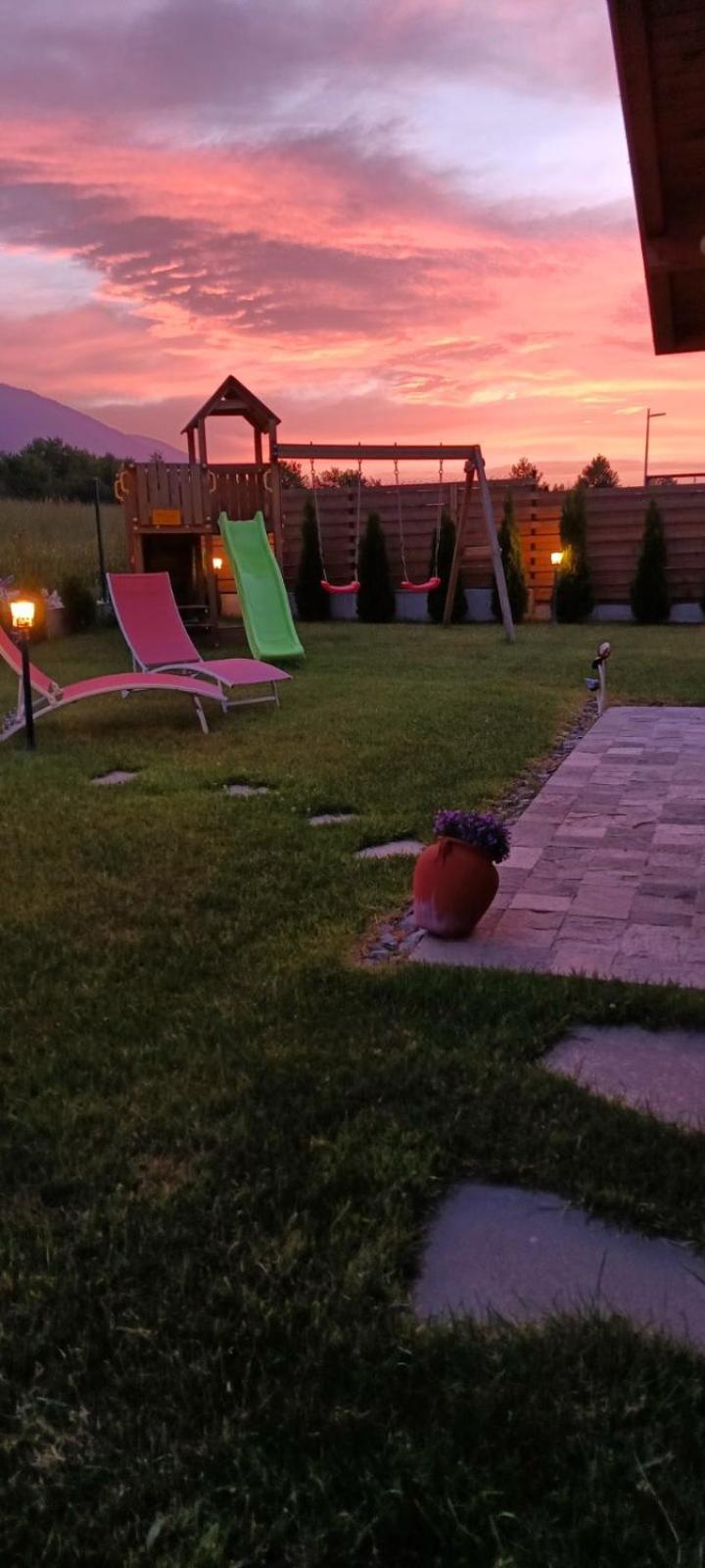 Mountain Villa Jordan- With Jacuzzi Razlog Room photo
